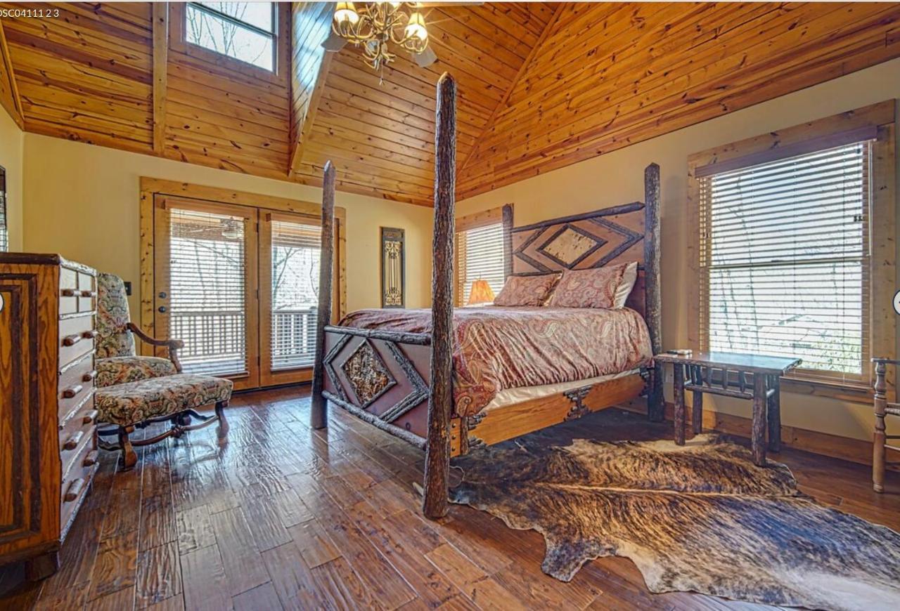 Cozy Creekfront Family Cabin-Pet Friendly -Gamerm-Hot Tub Hiawassee Ngoại thất bức ảnh