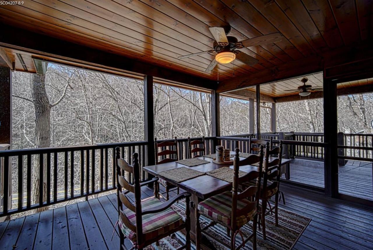 Cozy Creekfront Family Cabin-Pet Friendly -Gamerm-Hot Tub Hiawassee Ngoại thất bức ảnh