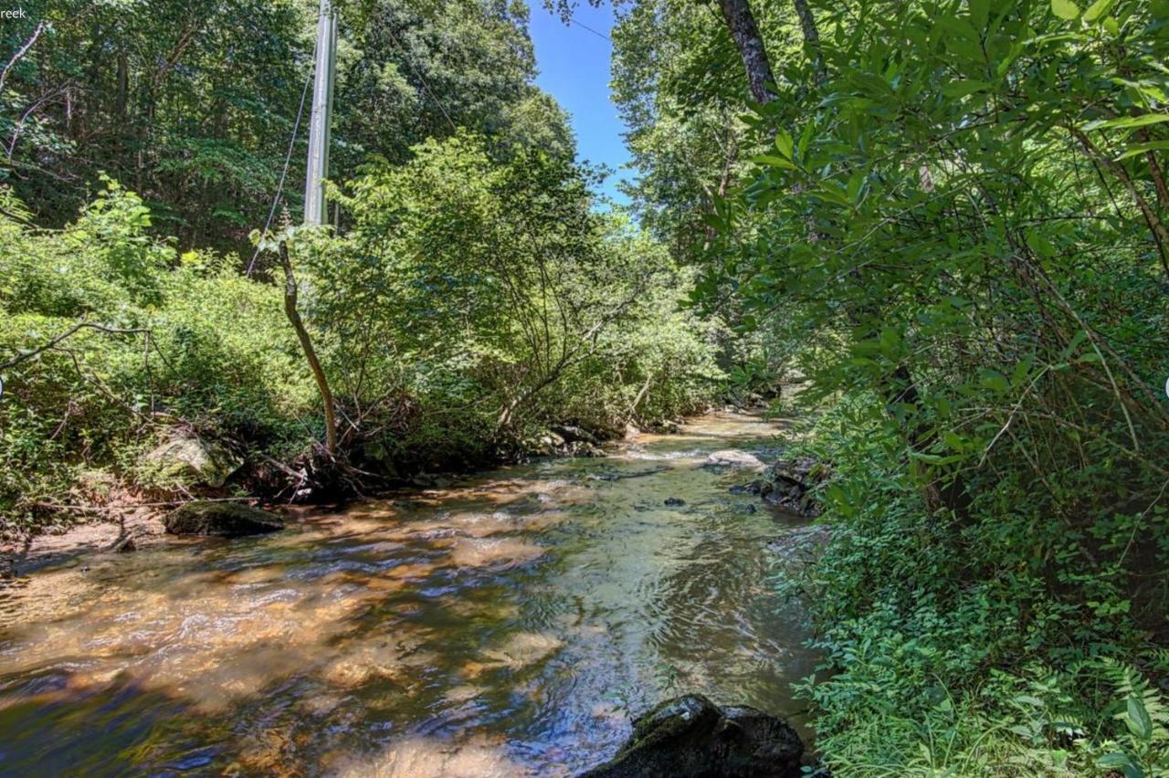 Cozy Creekfront Family Cabin-Pet Friendly -Gamerm-Hot Tub Hiawassee Ngoại thất bức ảnh