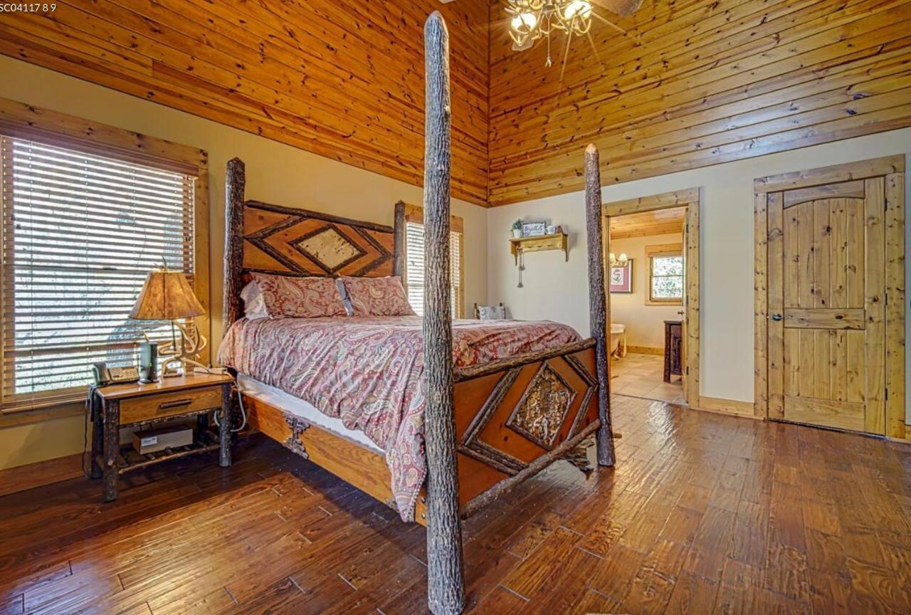 Cozy Creekfront Family Cabin-Pet Friendly -Gamerm-Hot Tub Hiawassee Ngoại thất bức ảnh