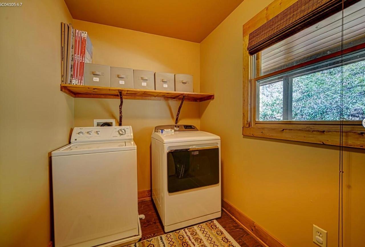 Cozy Creekfront Family Cabin-Pet Friendly -Gamerm-Hot Tub Hiawassee Ngoại thất bức ảnh