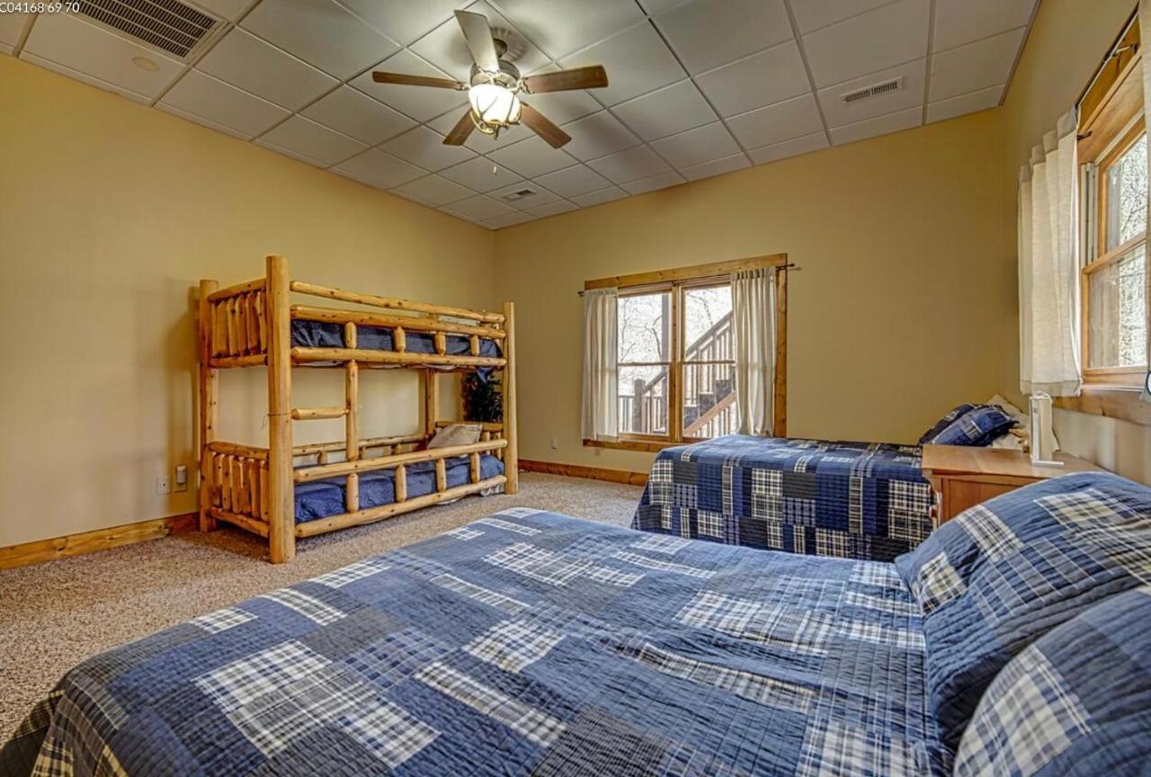 Cozy Creekfront Family Cabin-Pet Friendly -Gamerm-Hot Tub Hiawassee Ngoại thất bức ảnh
